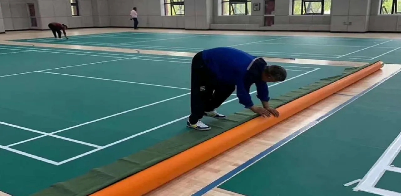 dich-vu-thi-cong-san-cau-long