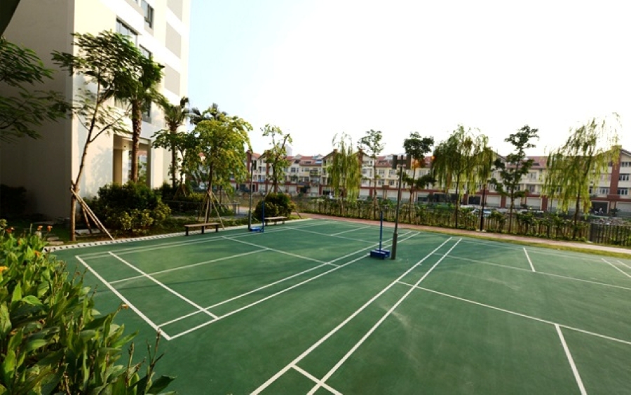 thi-cong-san-cau-long-da-nang